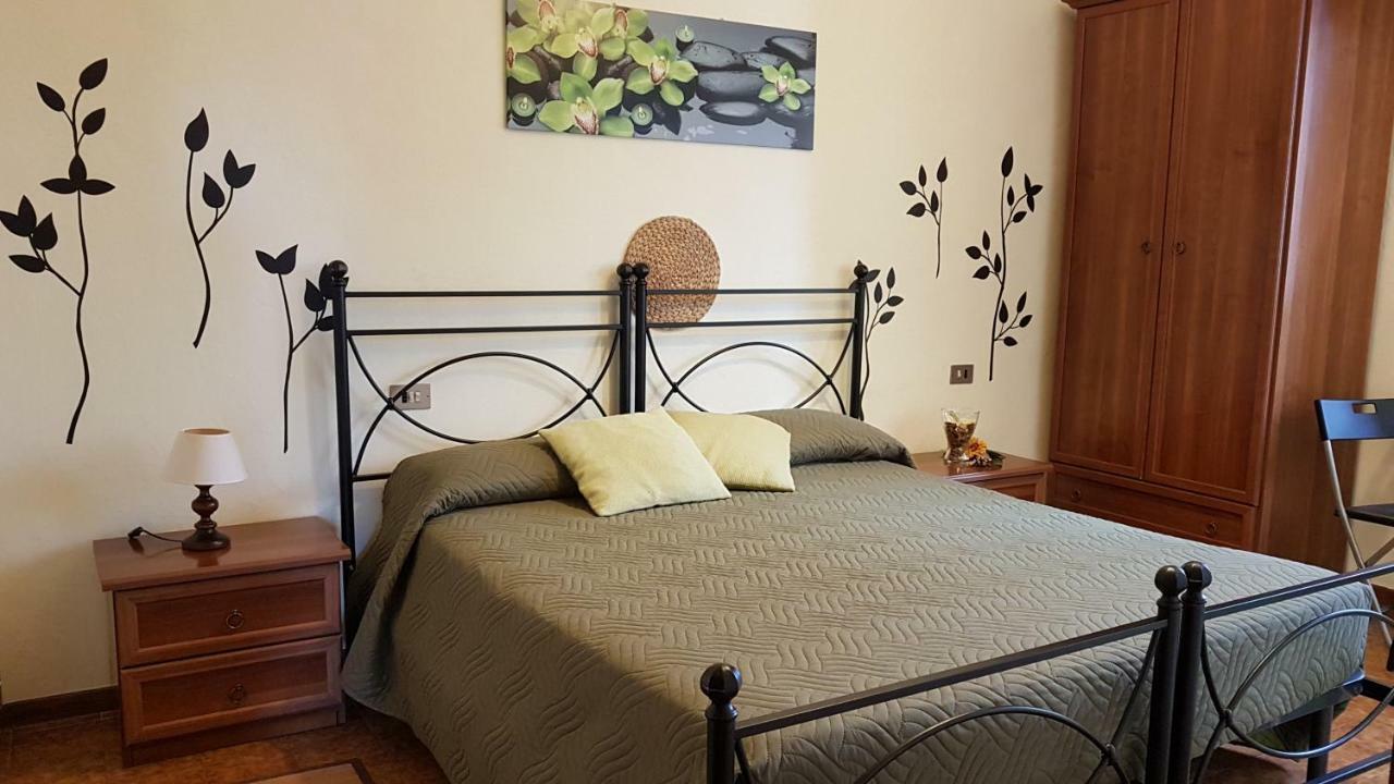 Grilli Valle Degli Etruschi B&B מראה חיצוני תמונה