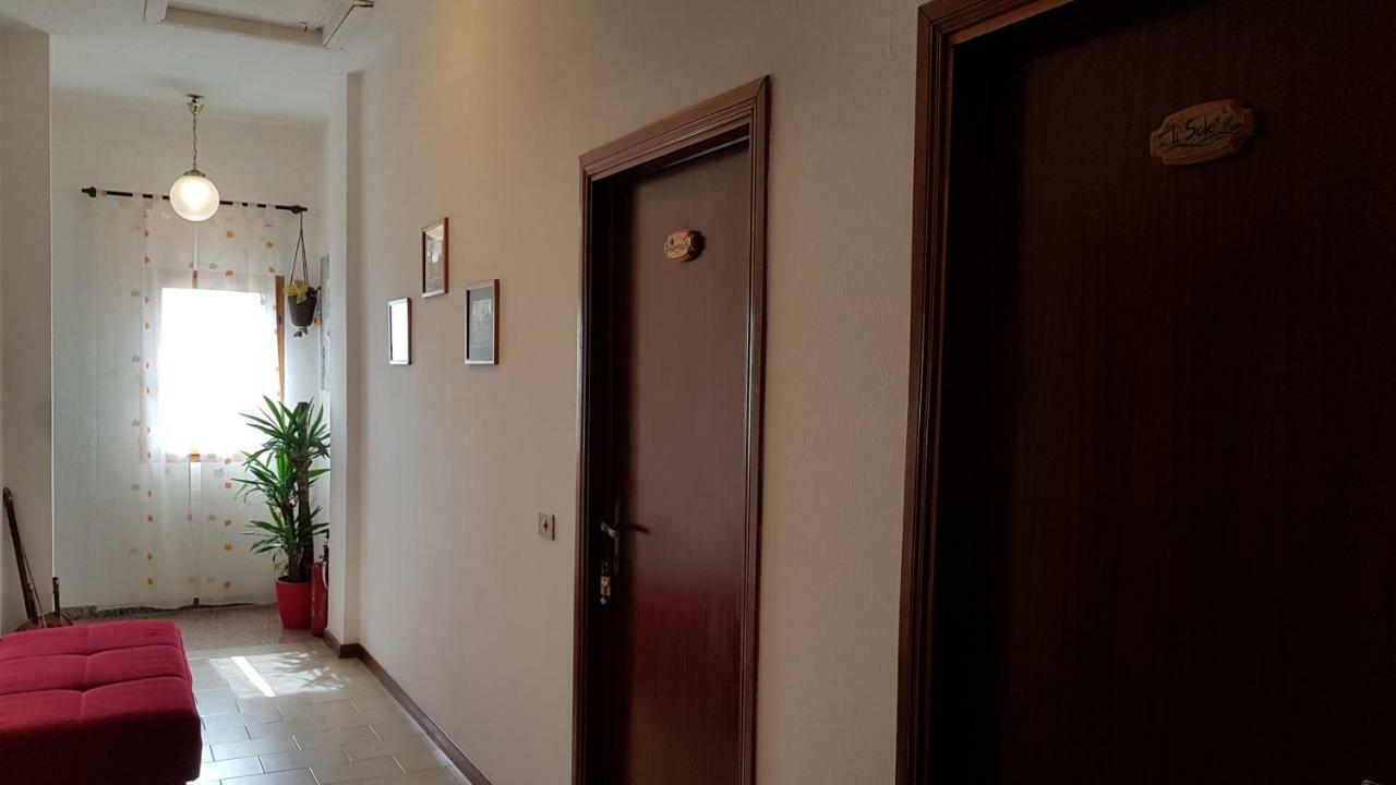 Grilli Valle Degli Etruschi B&B מראה חיצוני תמונה
